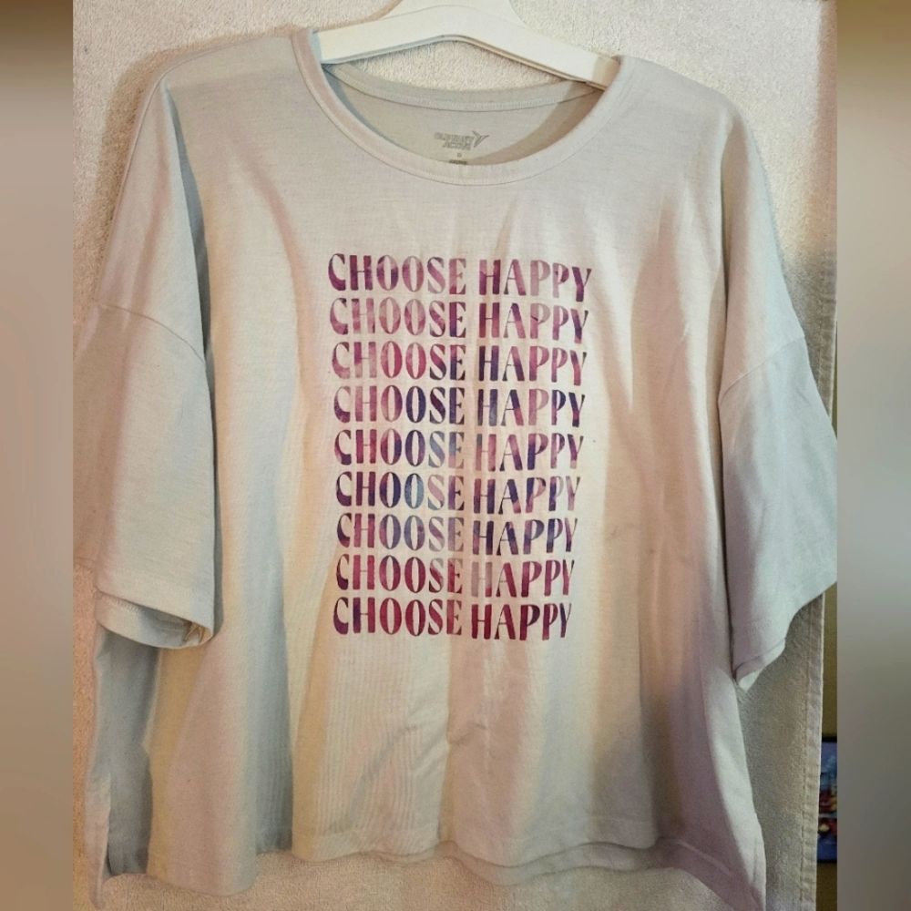 Old Navy Active loose fitting T. Size:M